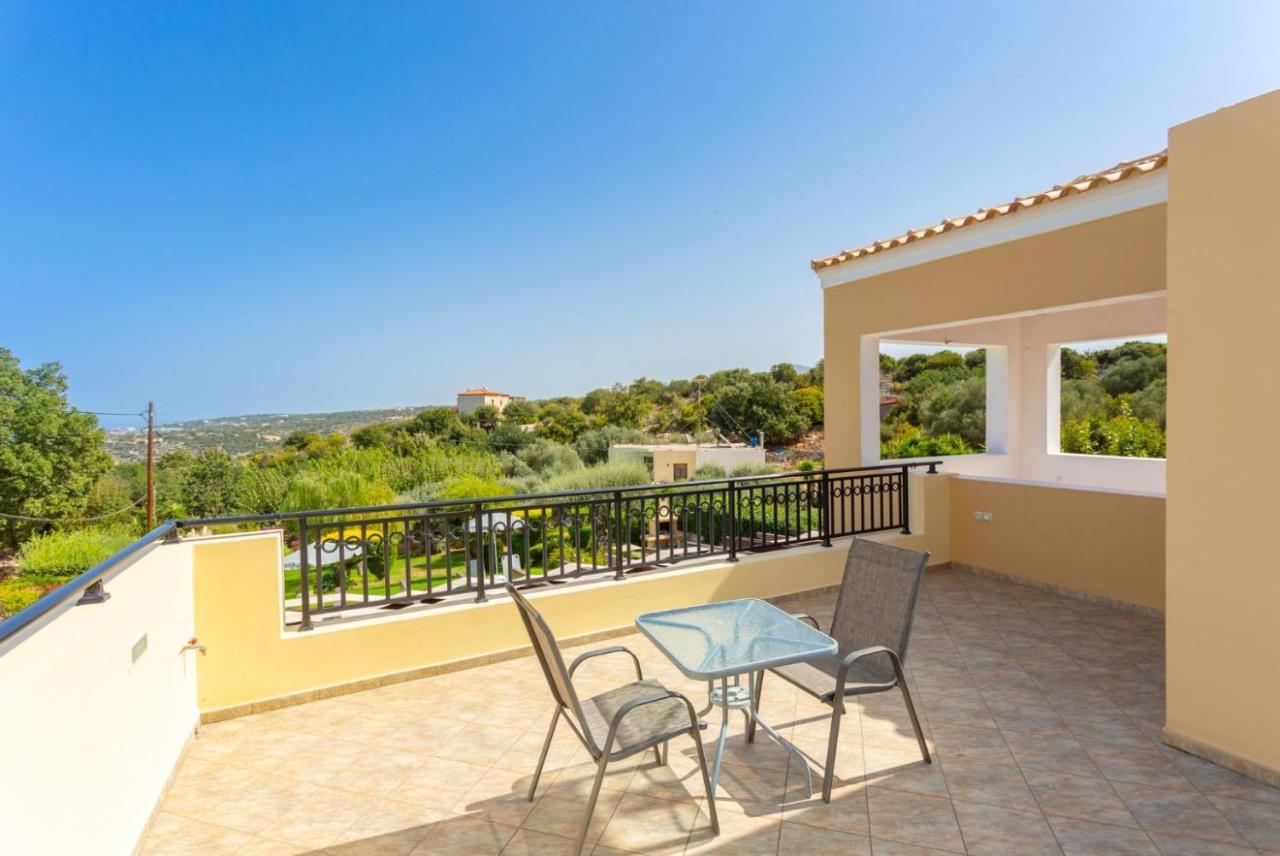 Villa Georgia Gerani  Luaran gambar